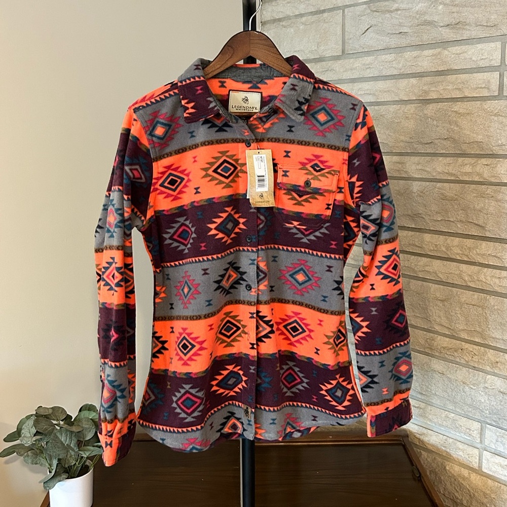 Legendary Whitetails Women’s Trail Guide Fleece Shirt